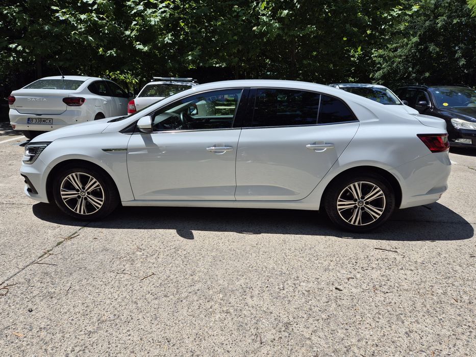 RENAULT Megane 2021 — imagine 4