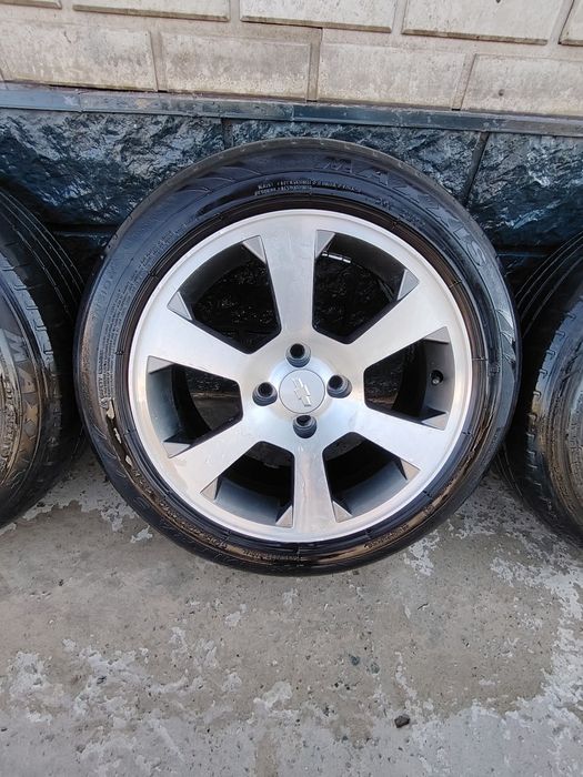 16 lik diska chatnagan singan joyi yo'q balon bilan birga bariladi.