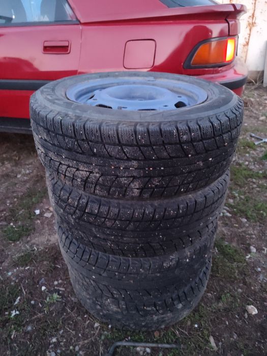 Продам мазду 323