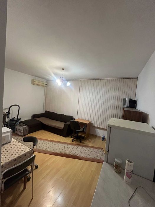 Дава се под наем Едностаен апартамент в Пловдив, Гагарин - 35 кв.м за 306 € - Снимка #1