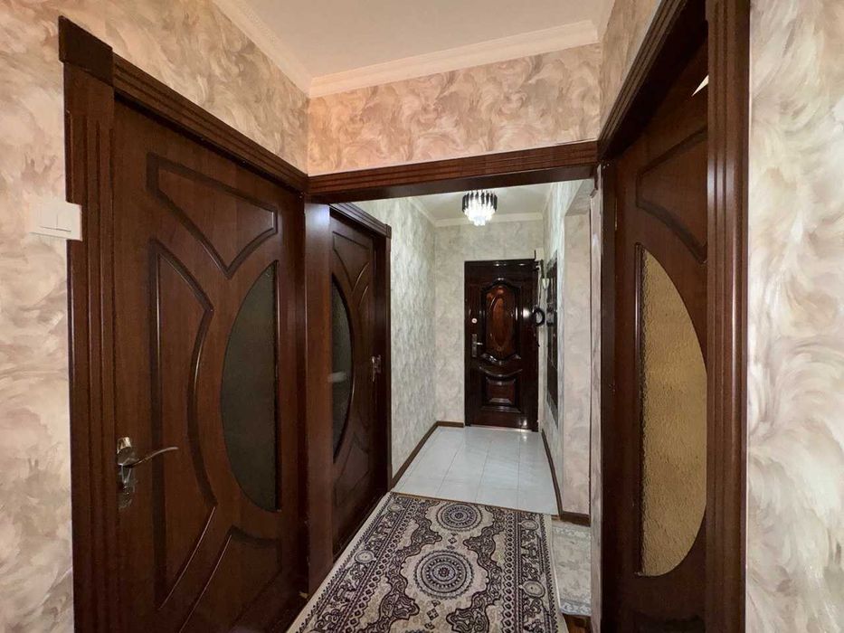 № 4058. Продается 3х-комнатная квартира.