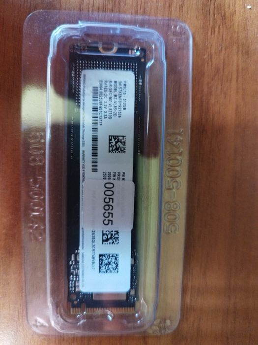 Samsung SSD 512 GB m.2 NVMe ЧИСТО НОВО