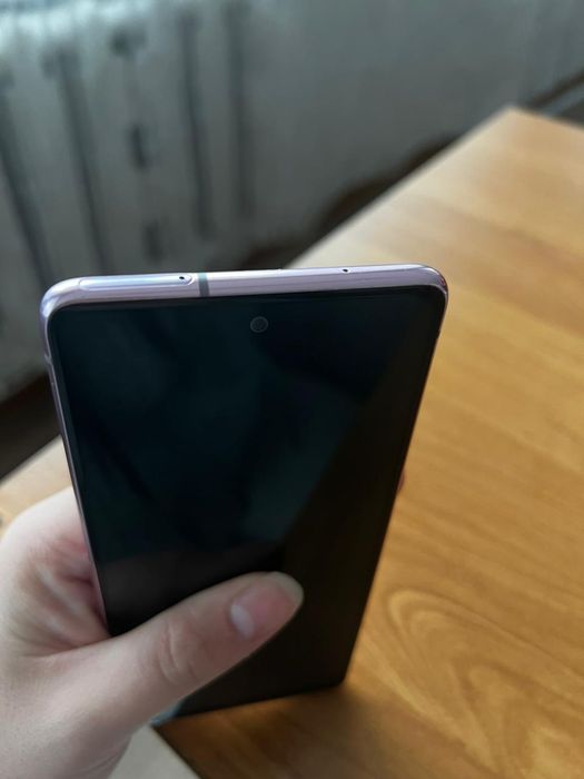 Хороший Самсун S20FE