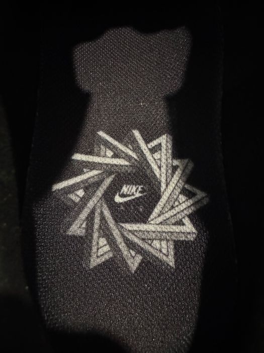 Nike Air Max 270 React.