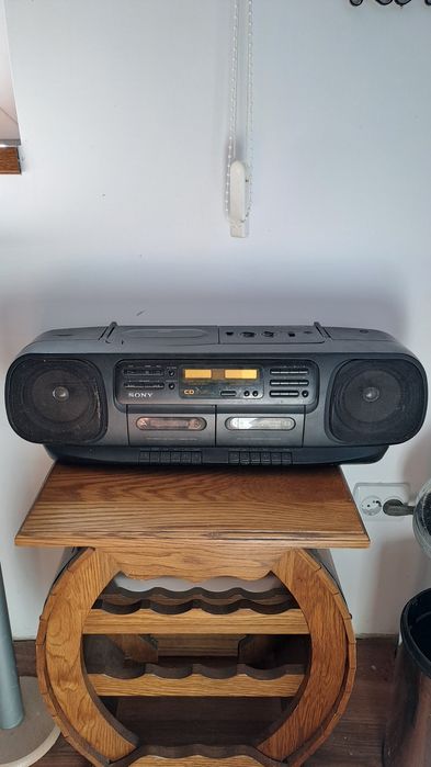 Radio-casetofon GRUNDIG , JVC , SONY