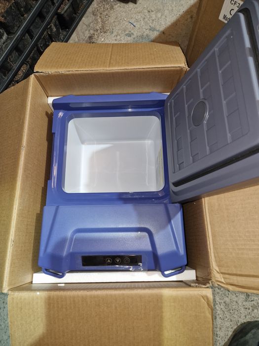 Frigider 12v cu compresor