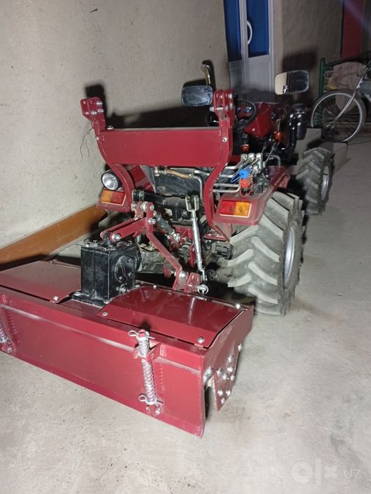 Mini Traktor. 4×2