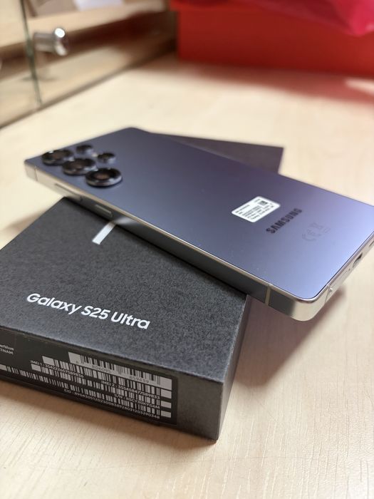 Samsung Galaxy S25 ultra titanium silverblue