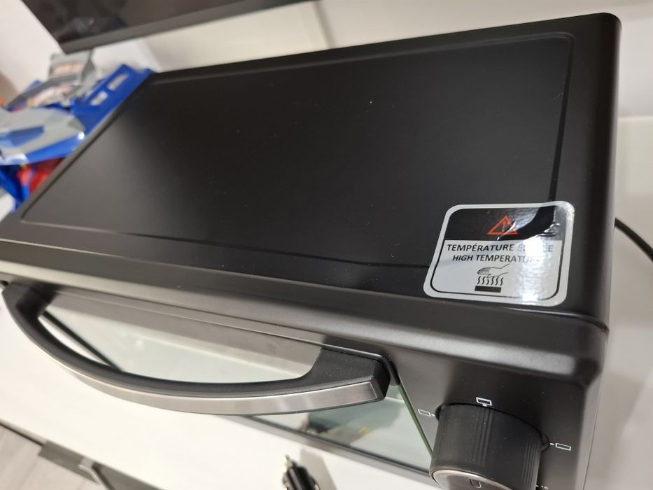 Cuptor electric portabil HTC Equipement 12/34 V