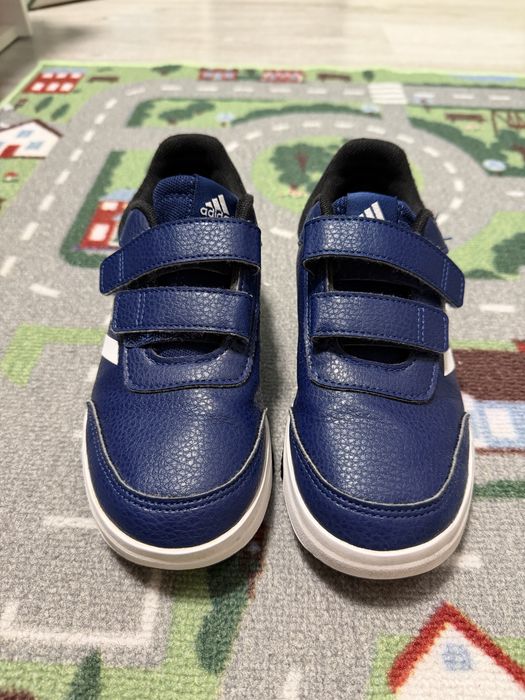 Маратонки Adidas 33-33-1/2н