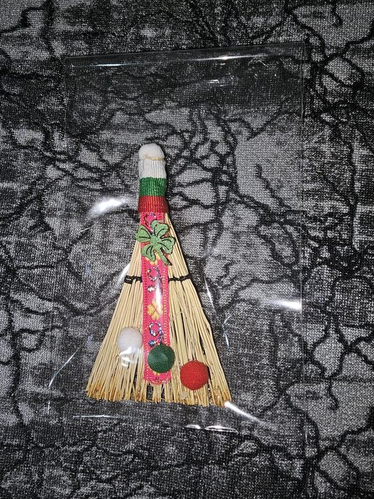 Ръчно изработени сувенири