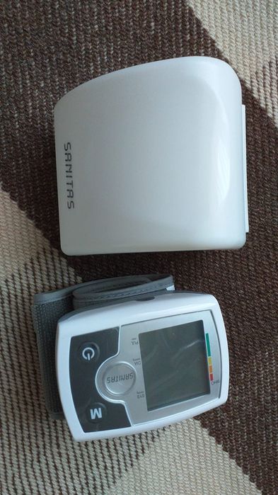 Vand tensiometru tip brățara Sanitas