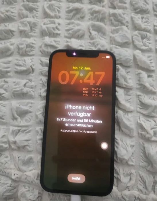 İphone 12 128 gb заключена