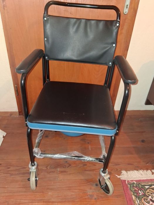 Туалетни столове