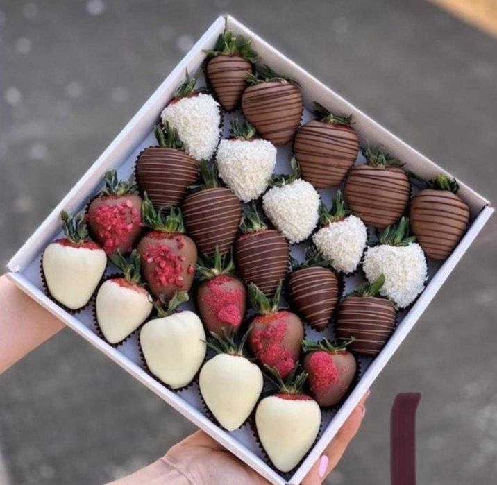 Клубника в шоколаде/Букет/финики/Боксы