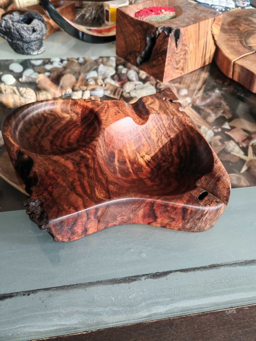 Пепелник за пури с място за чаша