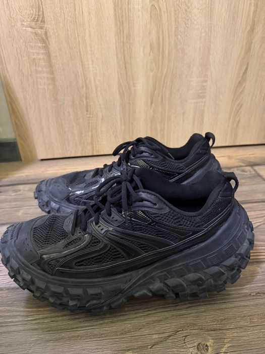 Balenciaga Defender
