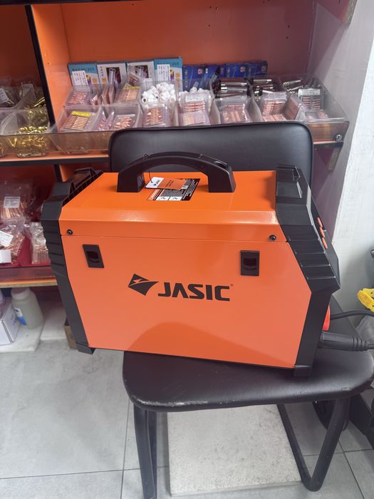 Jasic сварочный аппарат MIG 200 (N2A4)