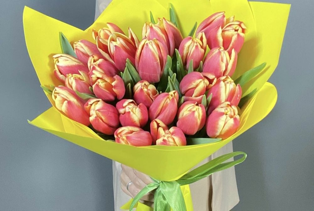 Тюльпаны к 8 марту