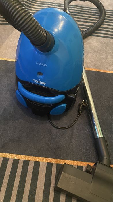 Пылесос марки Daewoo