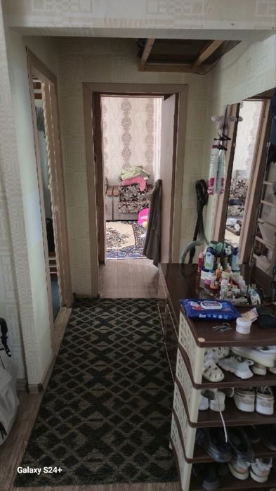 2/2/2, Спутник 8, Продажа