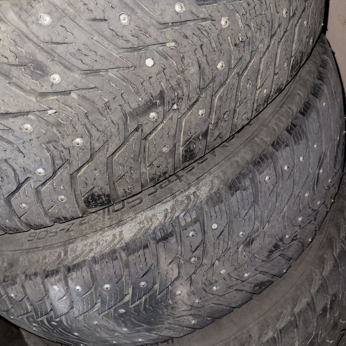 Шипы покрышка  215/60/R17