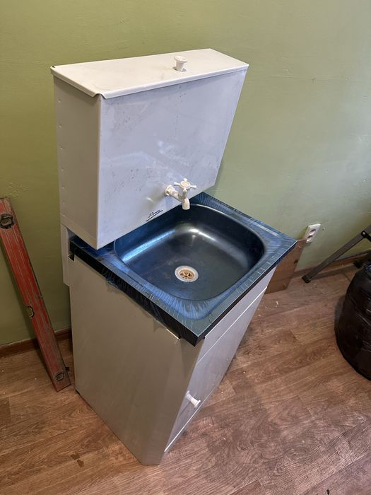 Умывальник рукомойник