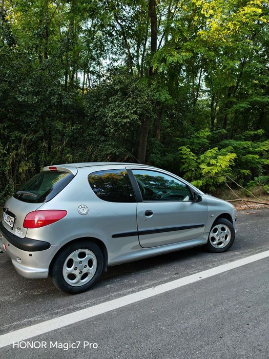 Пежо 206 1.4 бензин (газ)