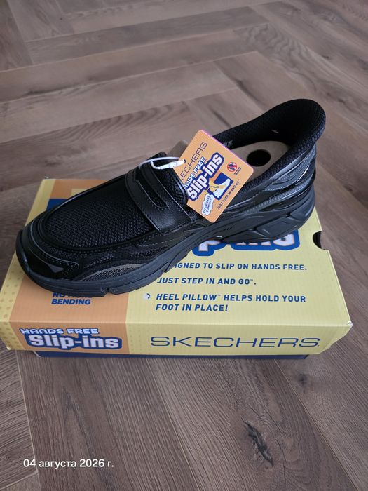 Sketchers кроссрвки мокасы