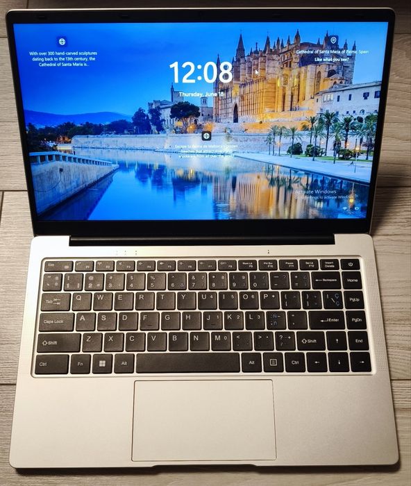 Laptop ieftin 14 inch Celeron J4105, 8gb / 512 gb !
