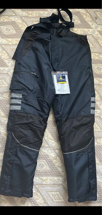 Продам зимнюю спецодежду