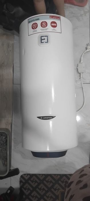 Продам бойлер 50 л