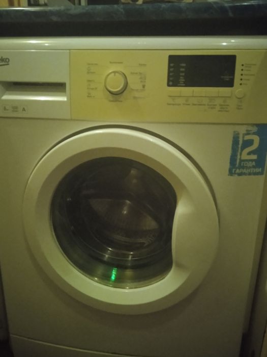 Продам стиральную машину можно на запчасти Beko