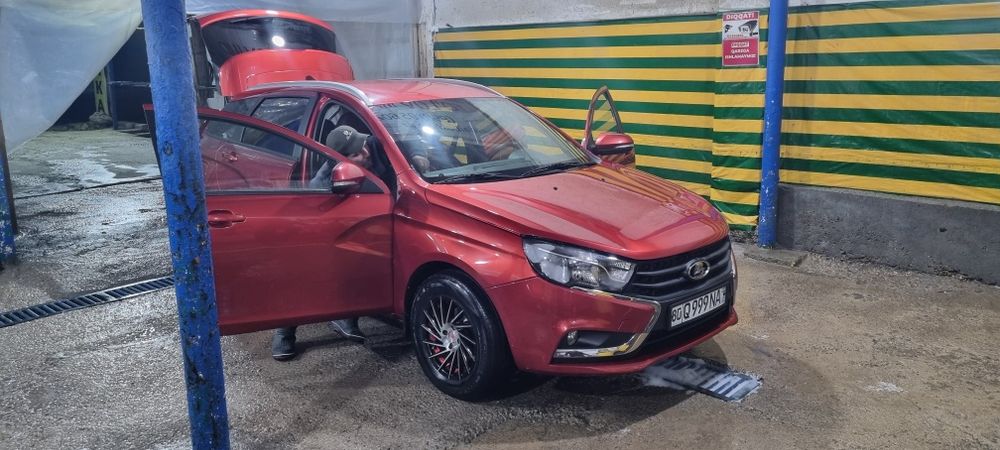 Лада Веста  2019