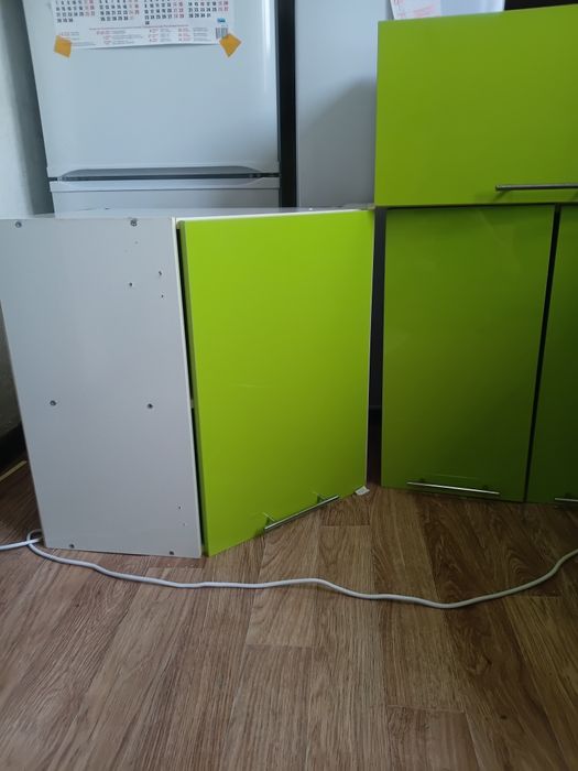 Продам кухонные шкафы