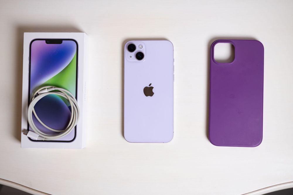 Telefon de vânzare- iPhone 14+, 128 GB, Purple