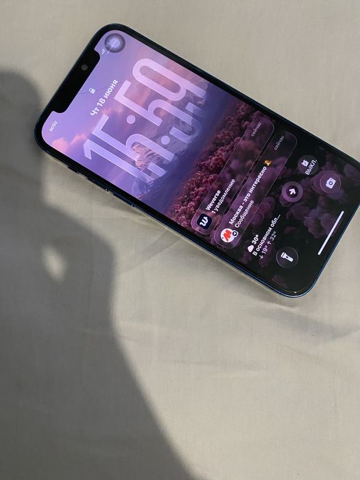 iPhone 12 продам