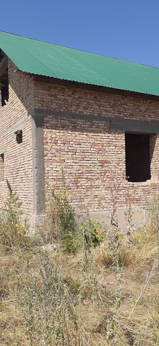 Продам недостроенный дом.