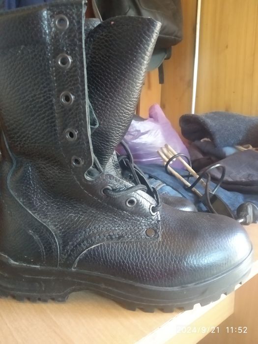 Берцы кожанные 38р