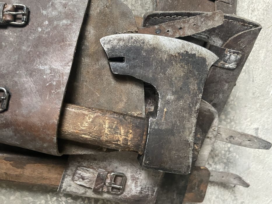 Воени  брадвички мини кирки