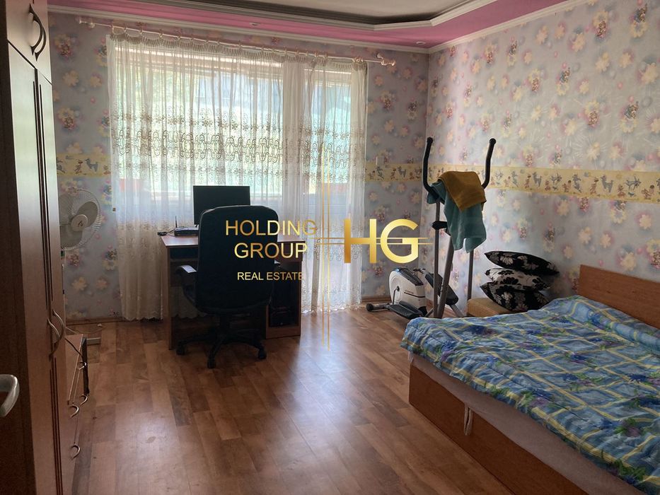 Продава се Четиристаен апартамент в Добрич, Център - 150 кв.м за 600 €/кв.м - Снимка #5