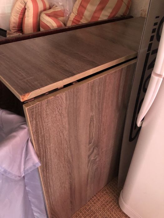 Продам стол книжка