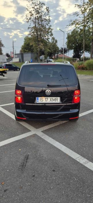 Vw Touran 2 2010 model echipare R line 170cp