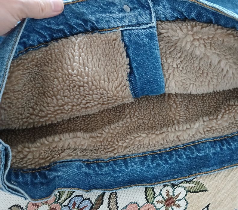 Мужской джинсовый куртка