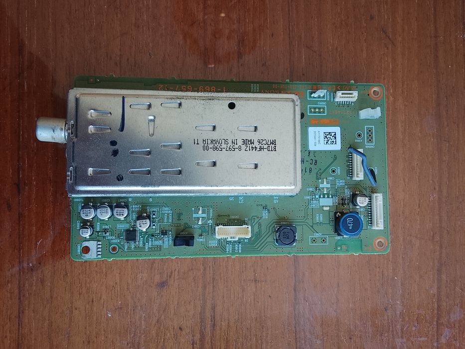 Платките са от телевизор Sony kdl32v2500