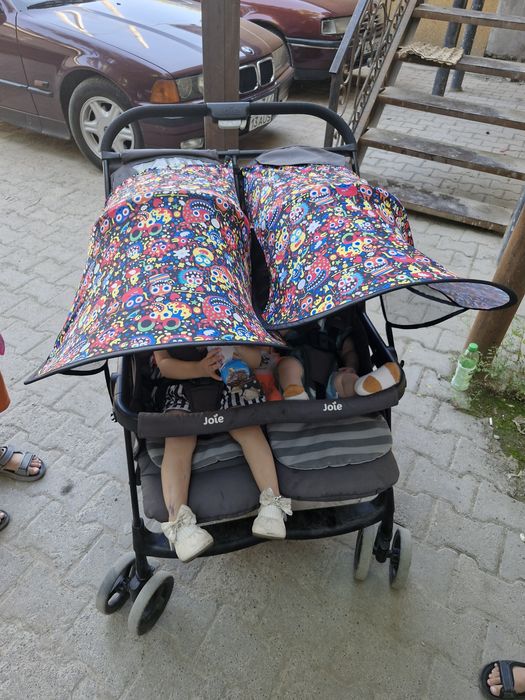 Коляска для двойняшки или погодок