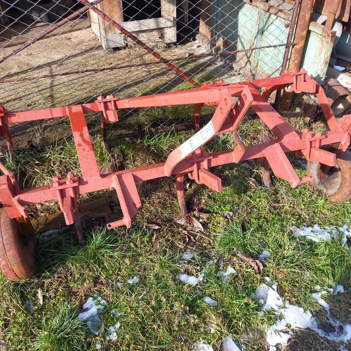 Plug și scarificator de vânzare