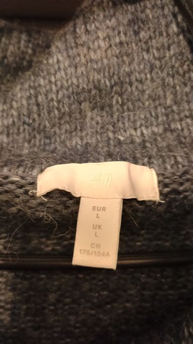 Pulover cu umeri goi H&M