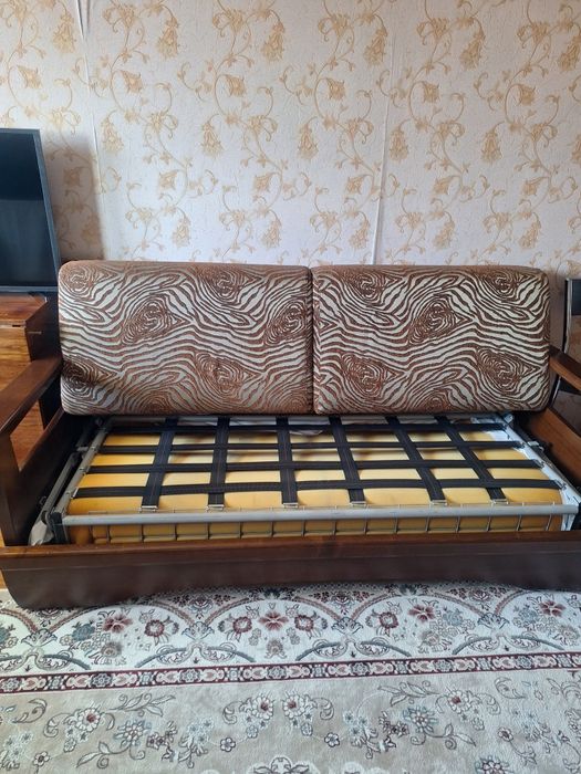 Продам диван б/у