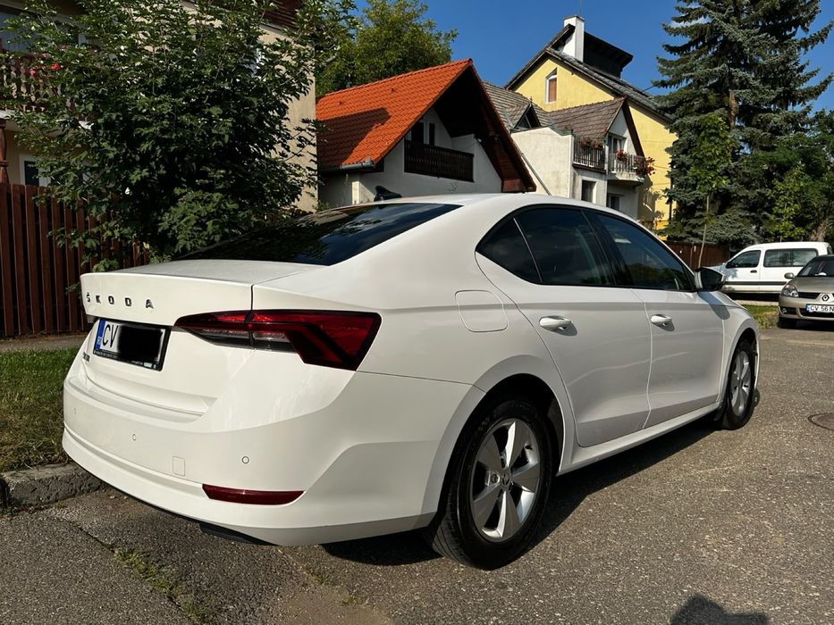 SKODA Octavia 2021 — imagine 3